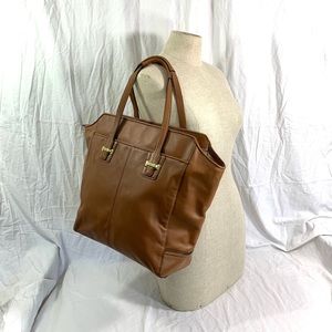 Genuine vintage COACH Taylor tan leather tote bag
